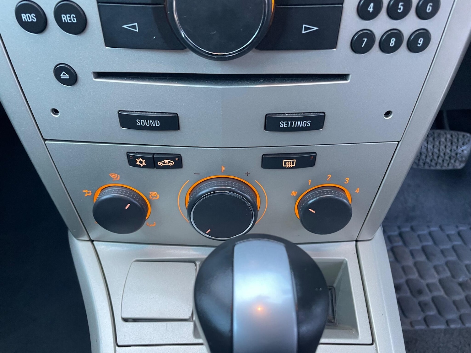 Used Vauxhall Astra 2008 for sale - 76886340: Photo 34