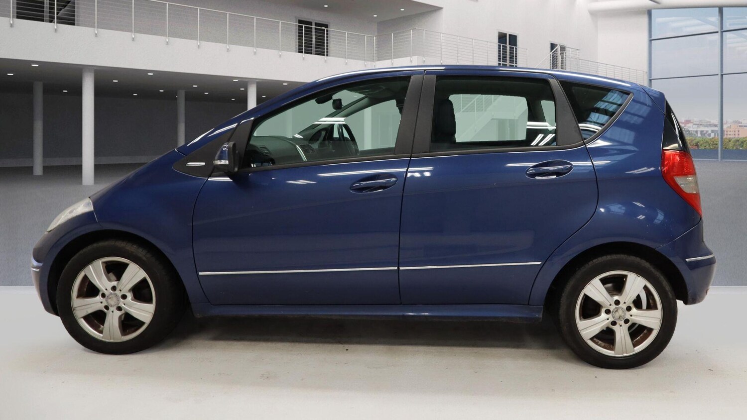 Used Mercedes-Benz A-Class for sale - 76976335: Photo 9