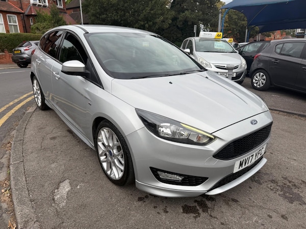 Used Ford Focus 2017 for sale - 75431155: Photo 1