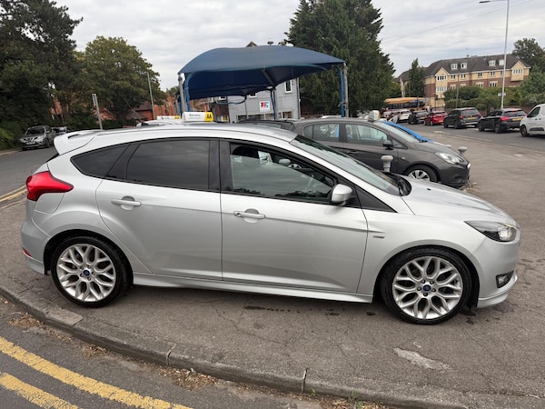 Used Ford Focus 2017 for sale - 75431155: Photo 8
