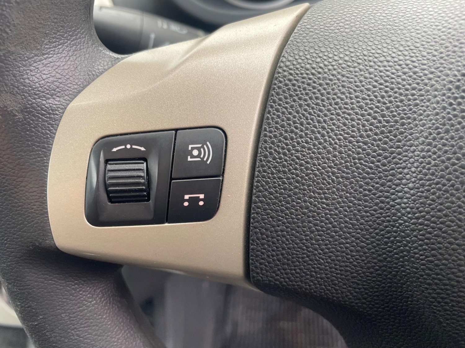 Used Vauxhall Corsa 2007 for sale - 77015629: Photo 27