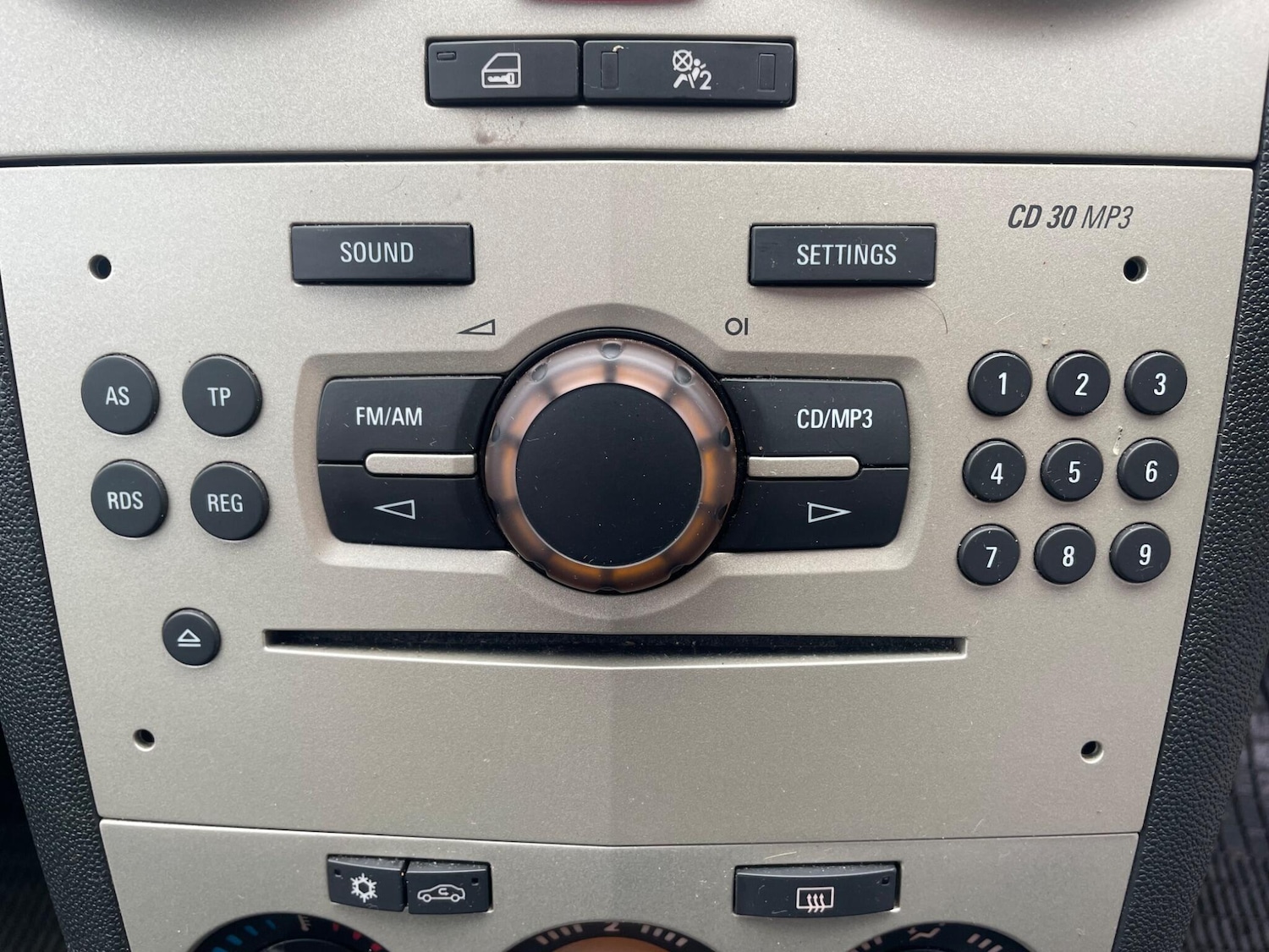 Used Vauxhall Corsa 2007 for sale - 77015629: Photo 29