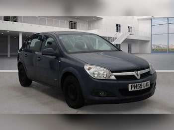 Vauxhall - Astra