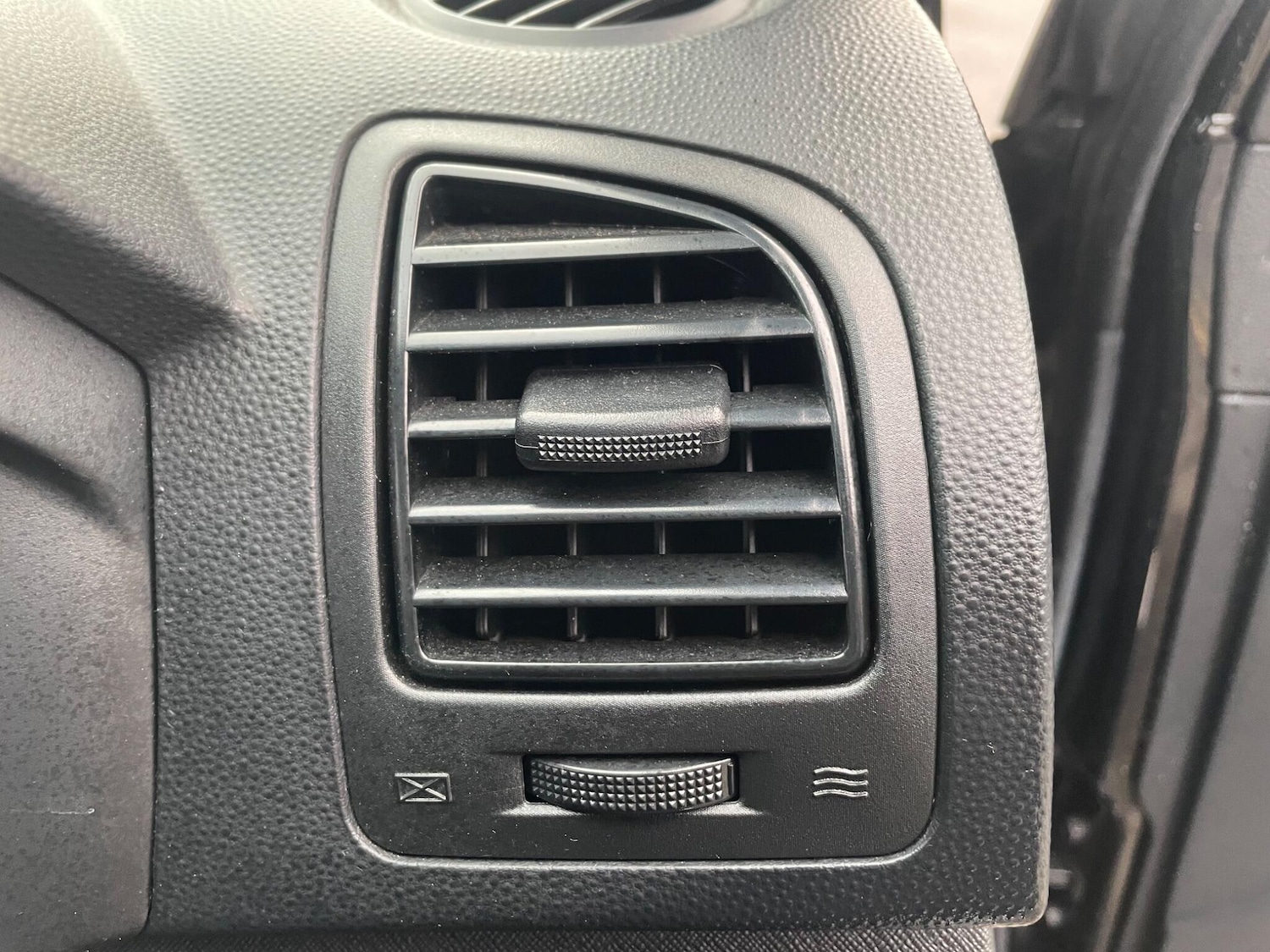 Used Kia Picanto 2010 for sale - 77143459: Photo 34