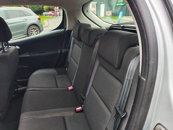 Used Peugeot 207 2010 for sale - 76214078: Photo 28