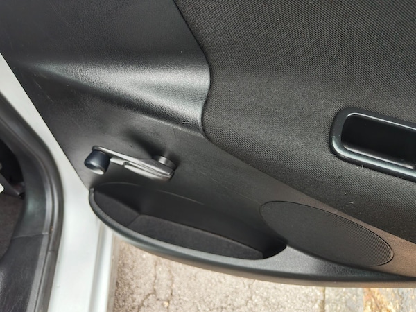 Used Peugeot 207 2010 for sale - 76214078: Photo 33