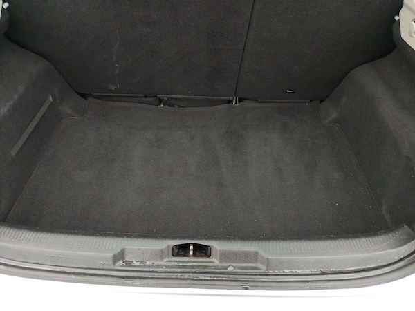 Used Peugeot 207 2010 for sale - 76214078: Photo 49