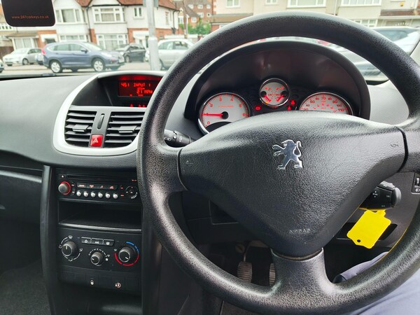 Used Peugeot 207 2010 for sale - 76214078: Photo 50