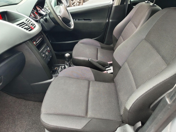 Used Peugeot 207 2010 for sale - 76214078: Photo 52