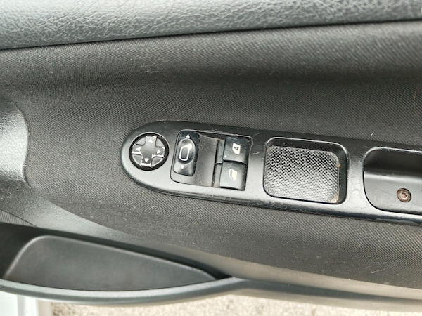 Used Peugeot 207 2010 for sale - 76214078: Photo 61