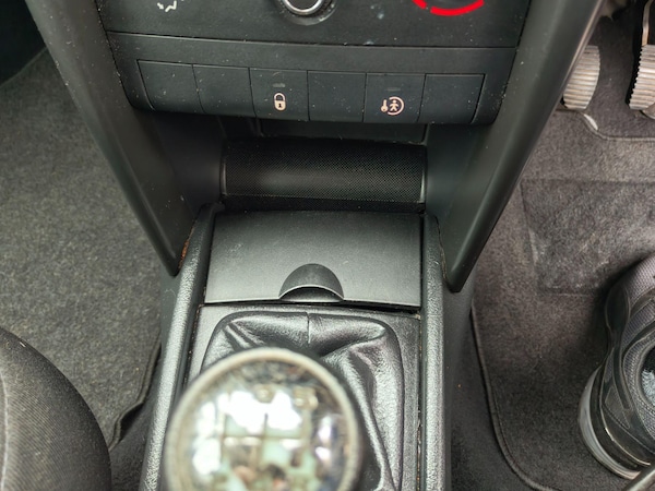 Used Peugeot 207 2010 for sale - 76214078: Photo 62