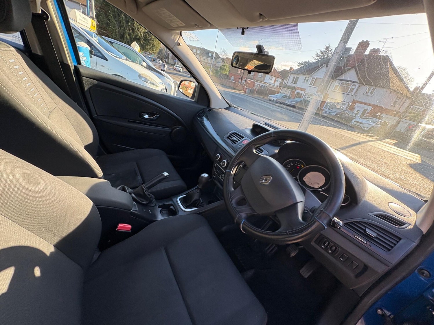 Used Renault Megane 2011 for sale - 77143022: Photo 20