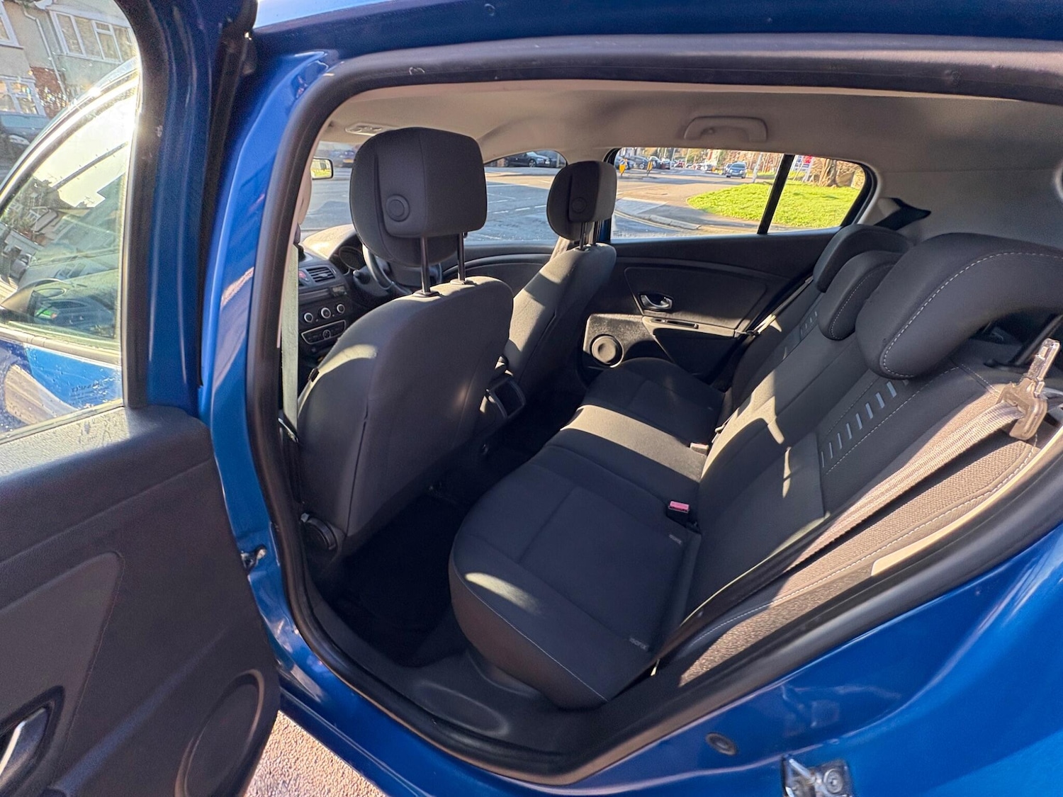 Used Renault Megane 2011 for sale - 77143022: Photo 28