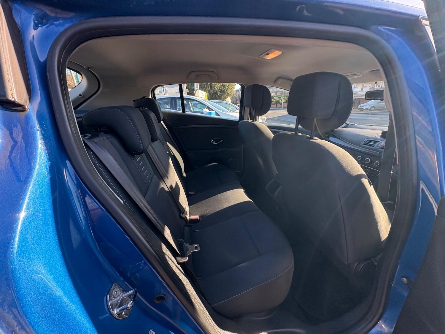 Used Renault Megane 2011 for sale - 77143022: Photo 37