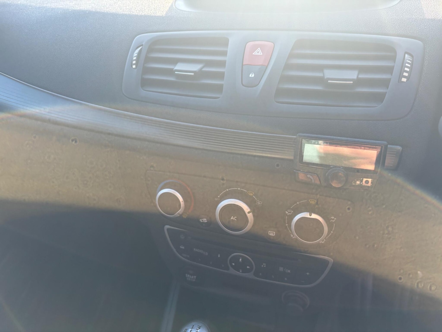 Used Renault Megane 2011 for sale - 77143022: Photo 41