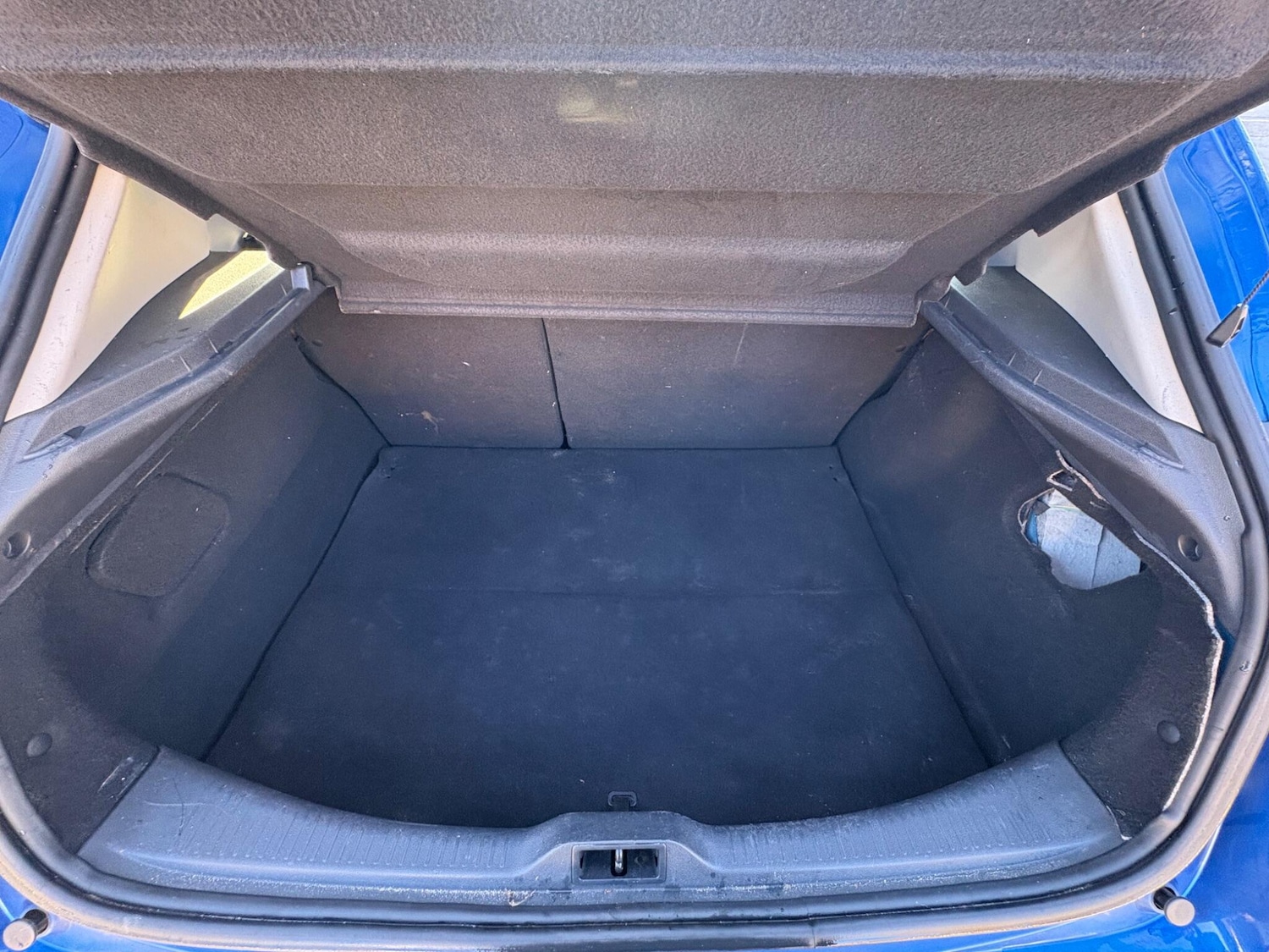 Used Renault Megane 2011 for sale - 77143022: Photo 56