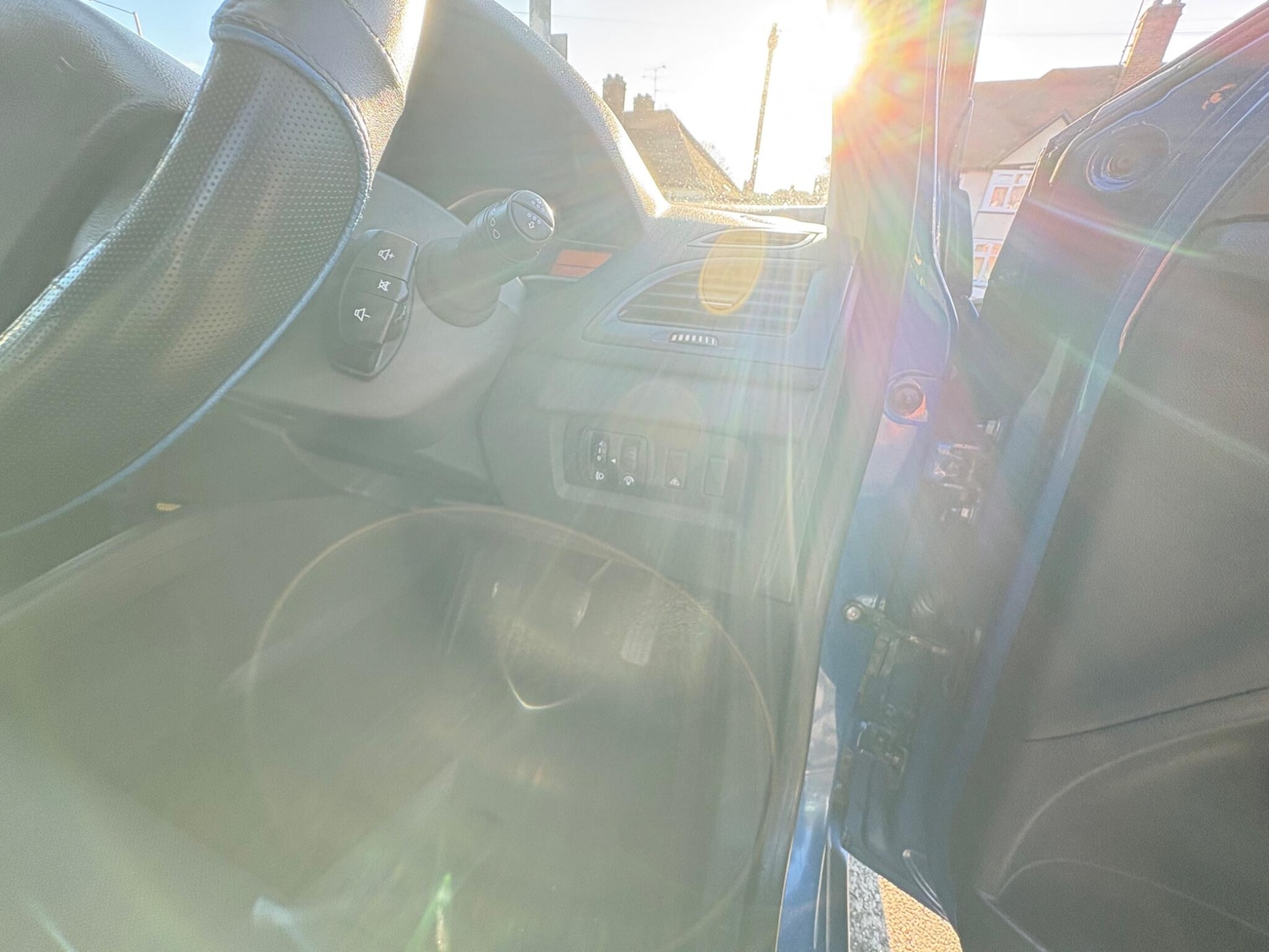 Used Renault Megane 2011 for sale - 77143022: Photo 81