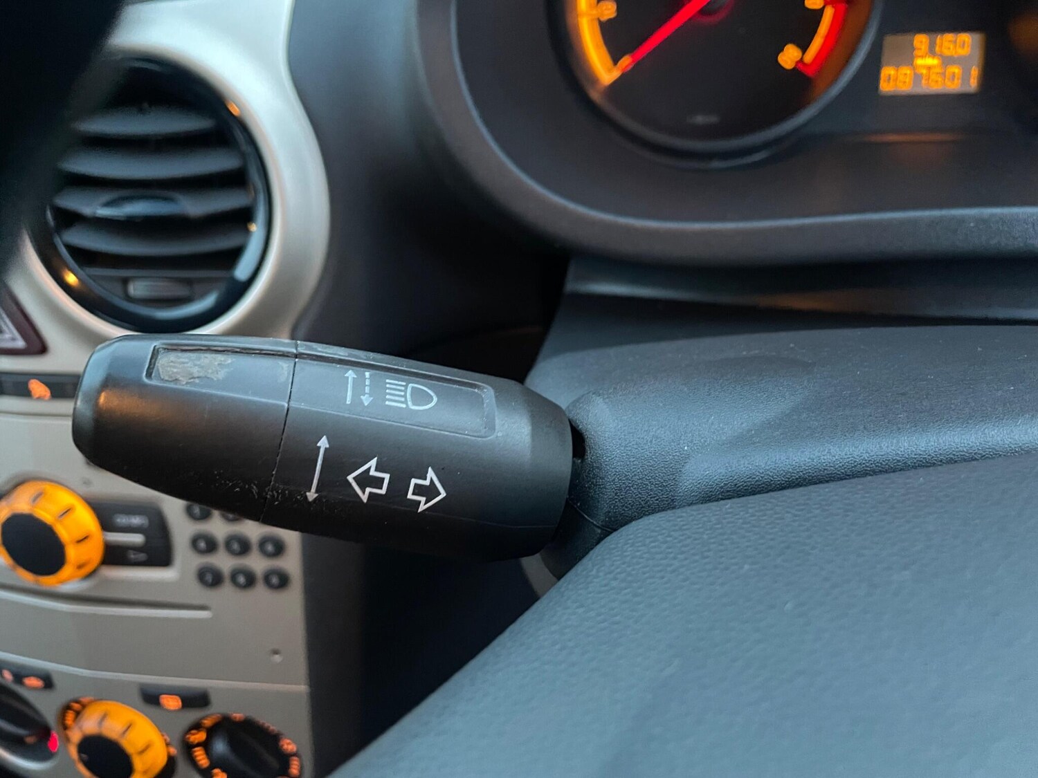 Used Vauxhall Corsa 2010 for sale - 77376983: Photo 28