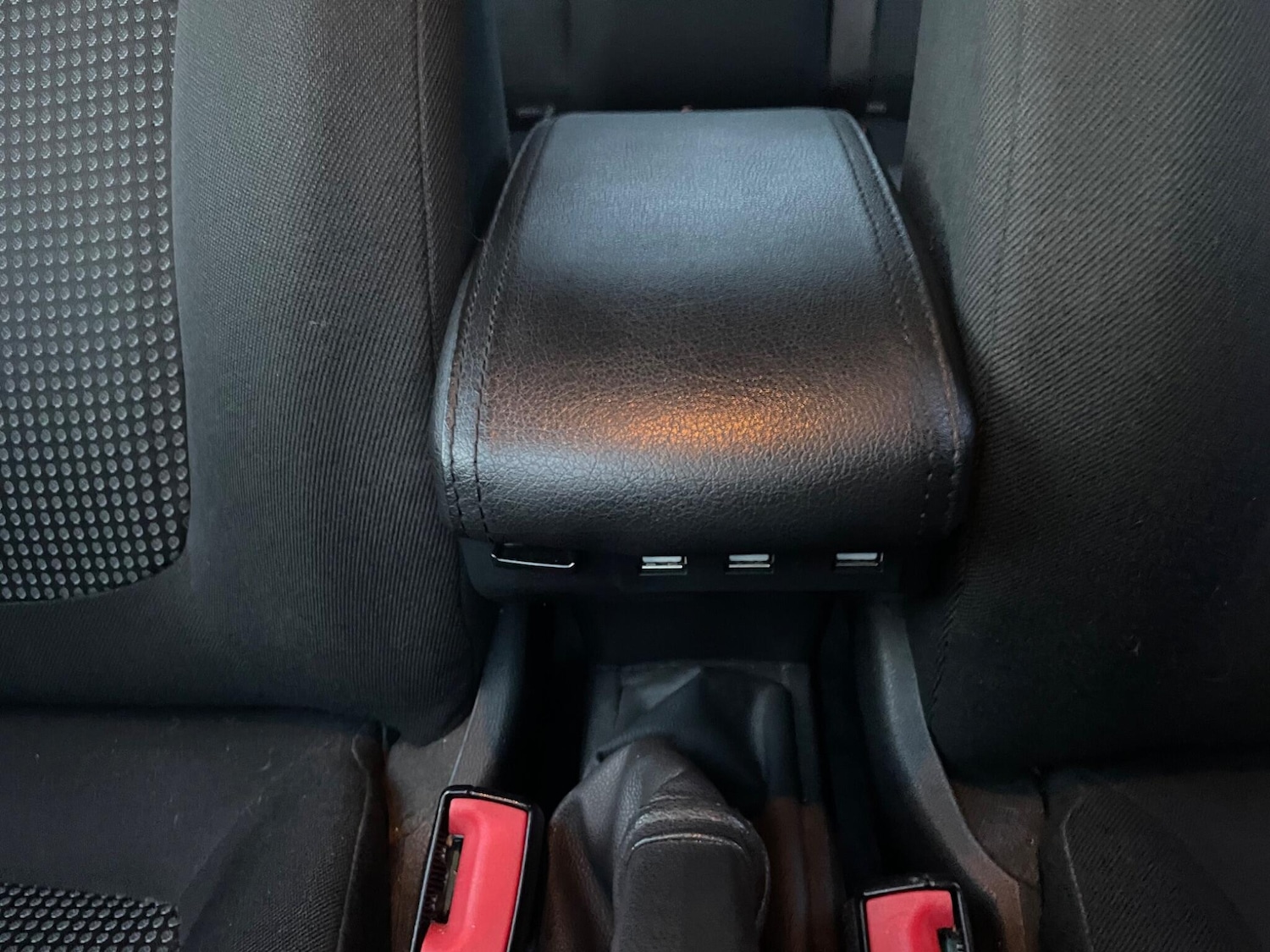 Used Vauxhall Corsa 2010 for sale - 77376983: Photo 79