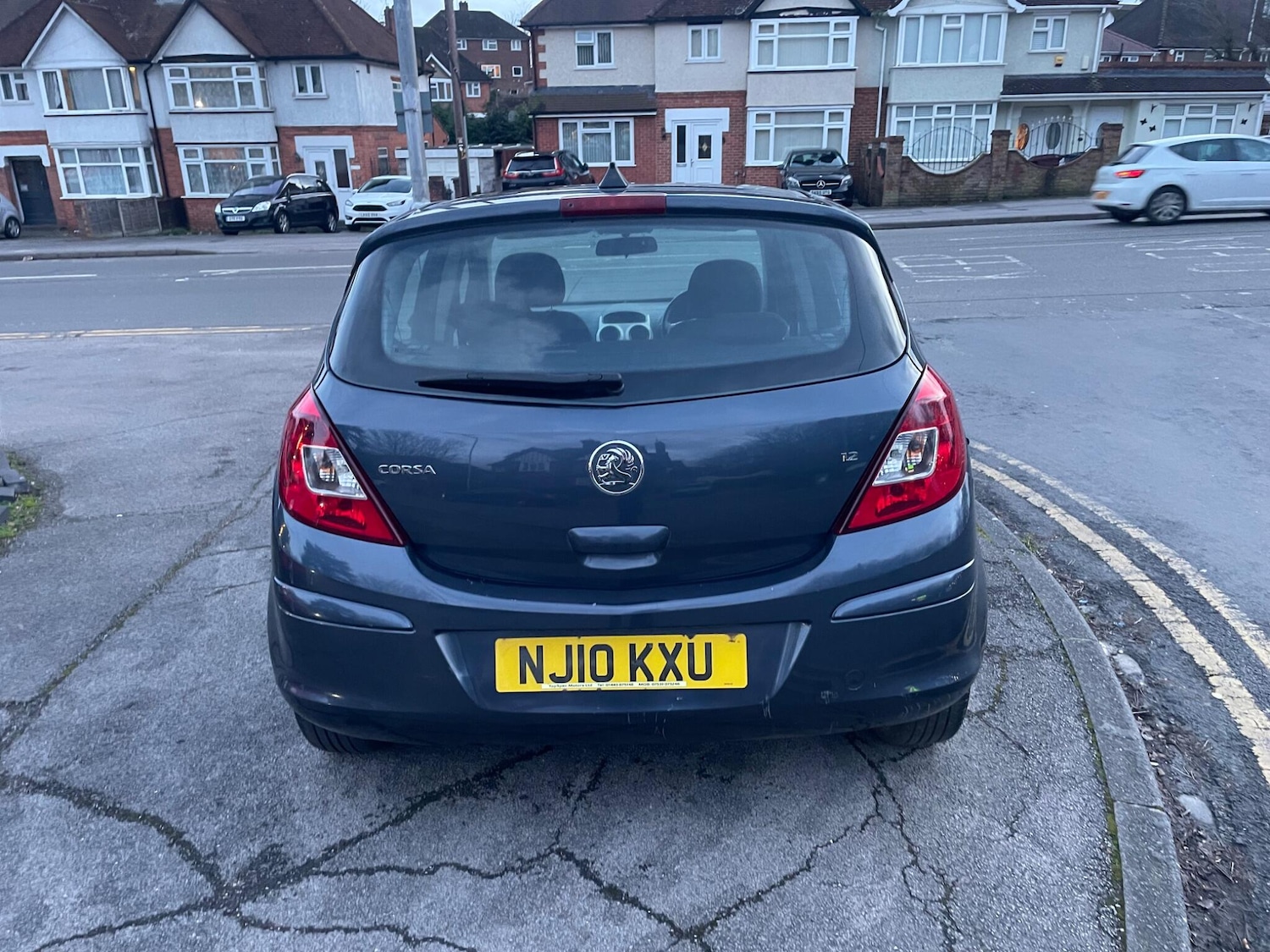 Used Vauxhall Corsa 2010 for sale - 77376983: Photo 9