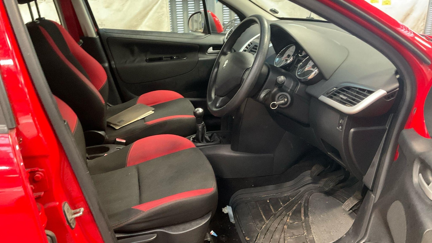 Used Peugeot 207 2010 for sale - 77478892: Photo 14