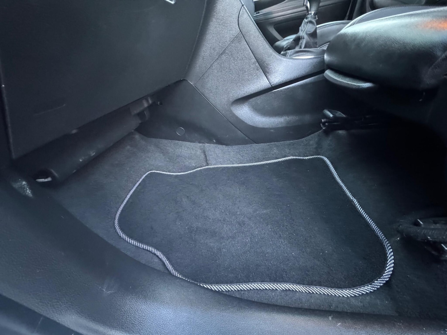 Used Vauxhall Mokka 2013 for sale - 77854225: Photo 77