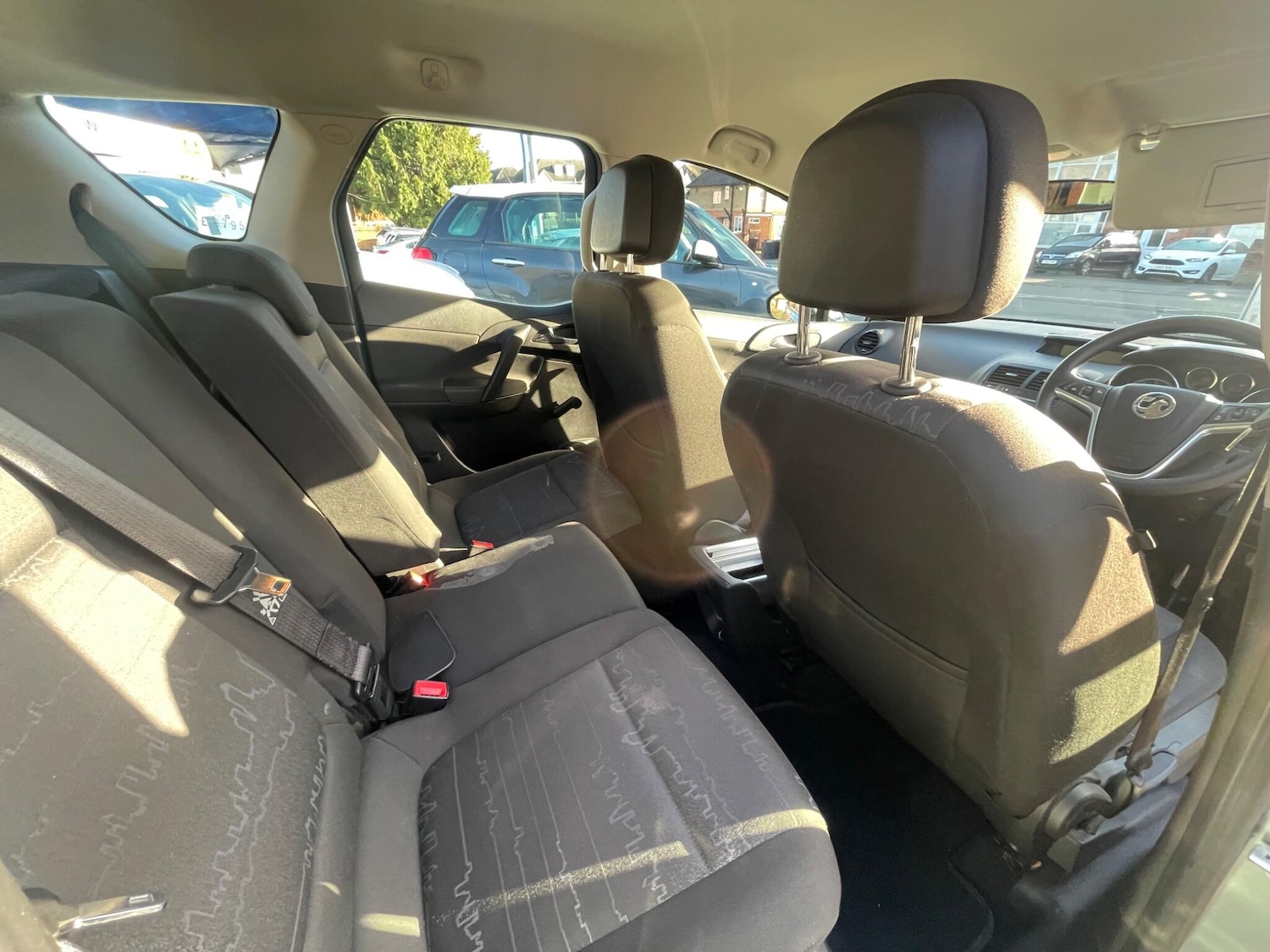 Used Vauxhall Meriva 2013 for sale - 76742845: Photo 24