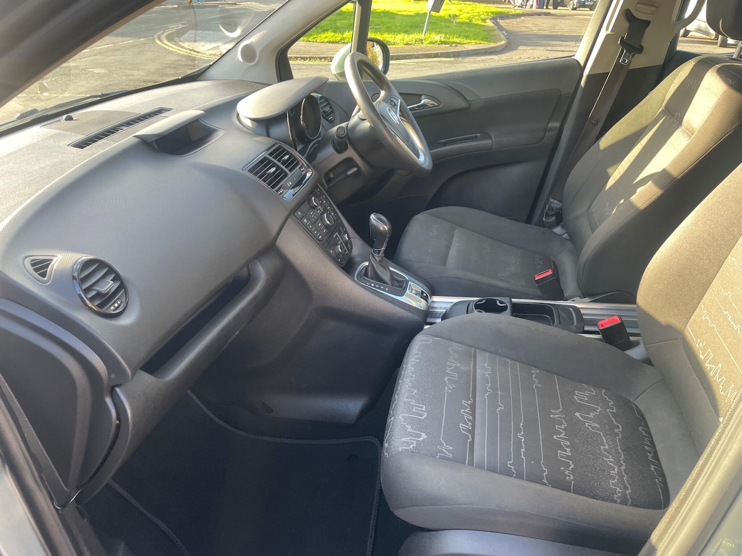 Used Vauxhall Meriva 2013 for sale - 76742845: Photo 41