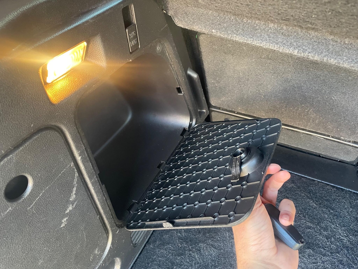 Used Vauxhall Meriva 2013 for sale - 76742845: Photo 49