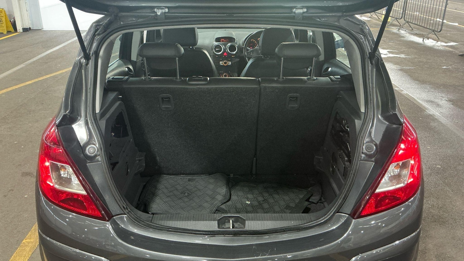 Used Vauxhall Corsa 2011 for sale - 77191529: Photo 15