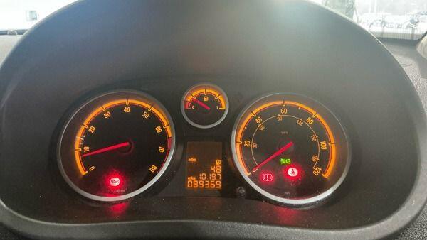 Used Vauxhall Corsa 2011 for sale - 77191529: Photo 16