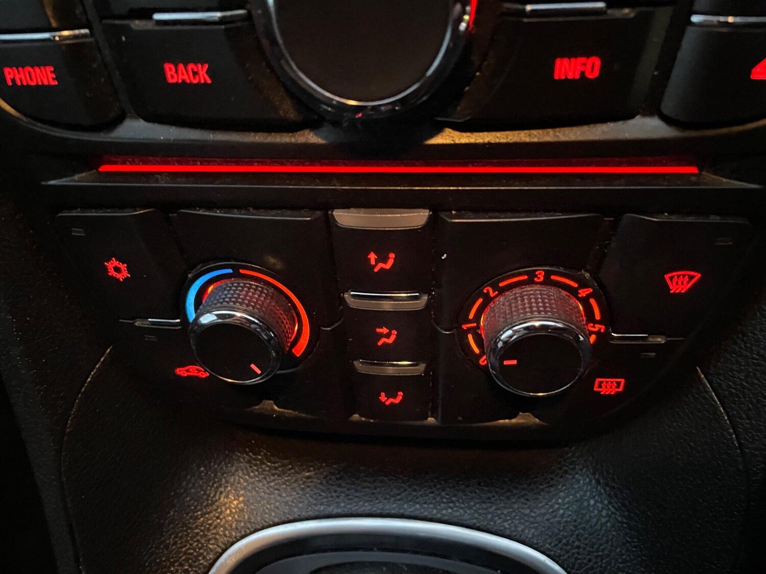 Used Vauxhall Meriva for sale - 77683211: Photo 36