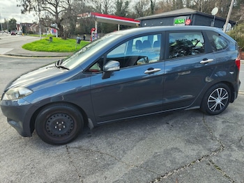 Used Honda FR-V 2008 for sale - 77704737: Photo