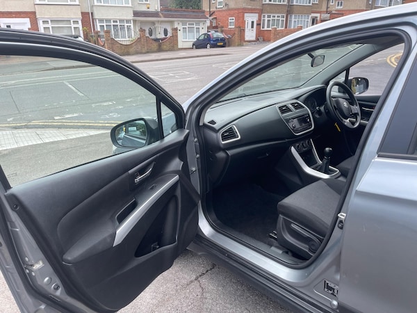 Used Suzuki SX4 S-Cross 2014 for sale - 75247079: Photo 29