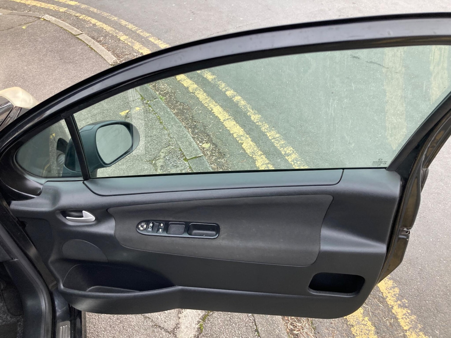 Used Peugeot 207 for sale - 77659006: Photo 32