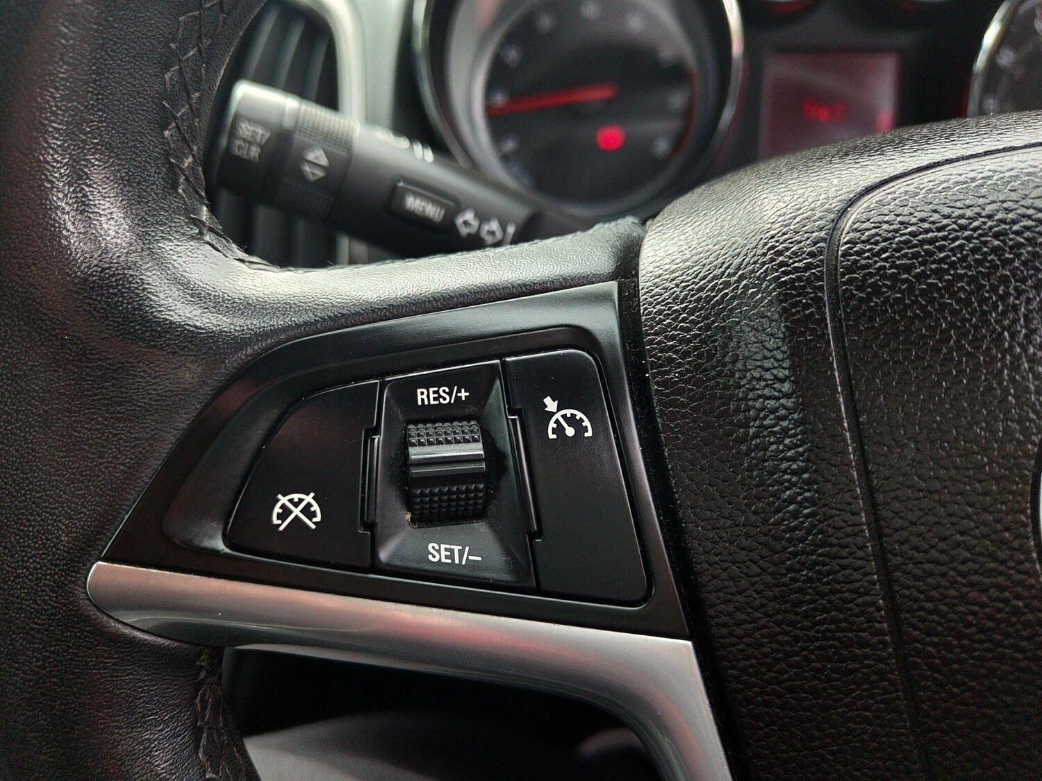 Used Vauxhall Astra 2011 for sale - 78184177: Photo 36