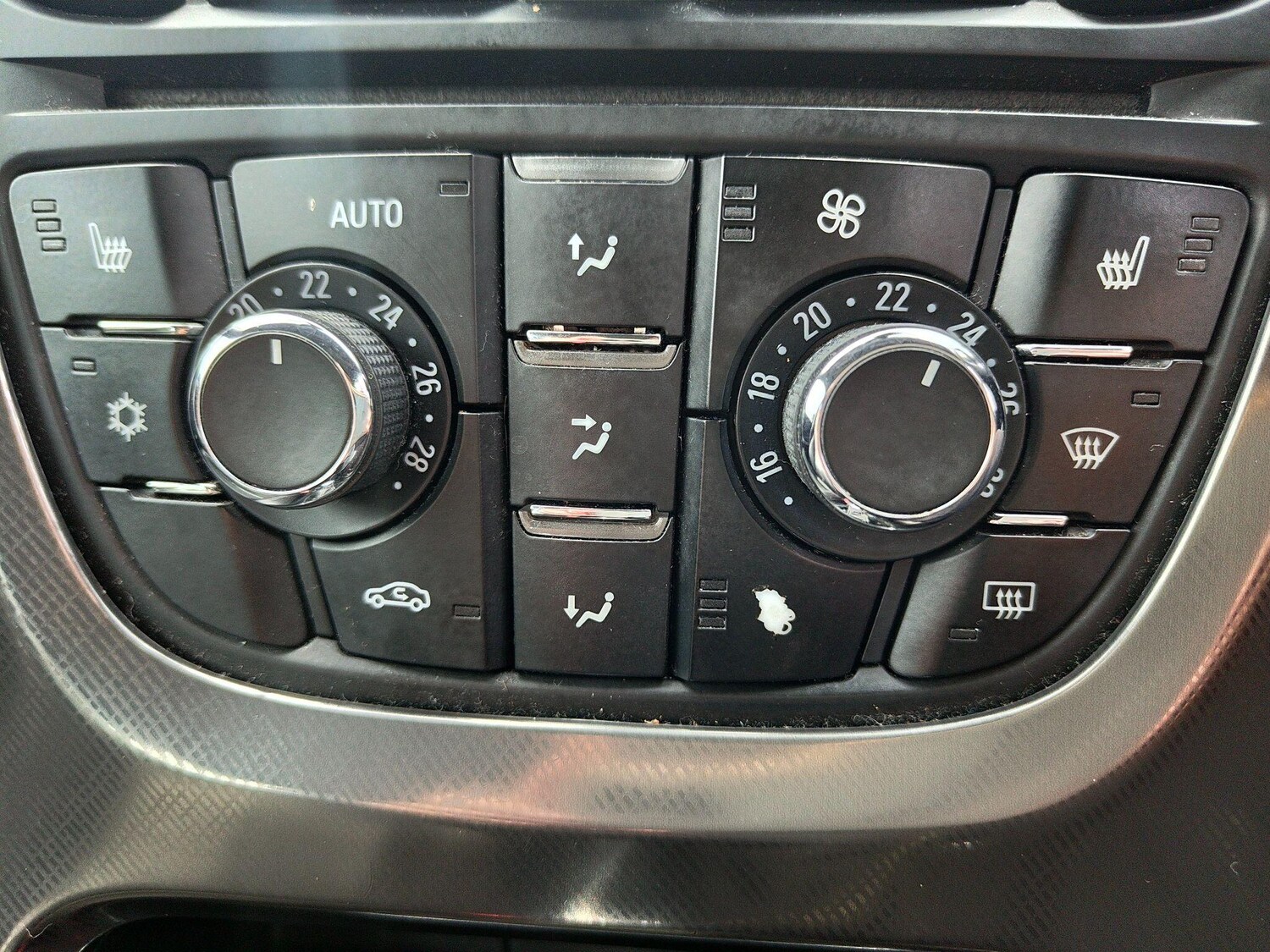 Used Vauxhall Astra 2011 for sale - 78184177: Photo 39