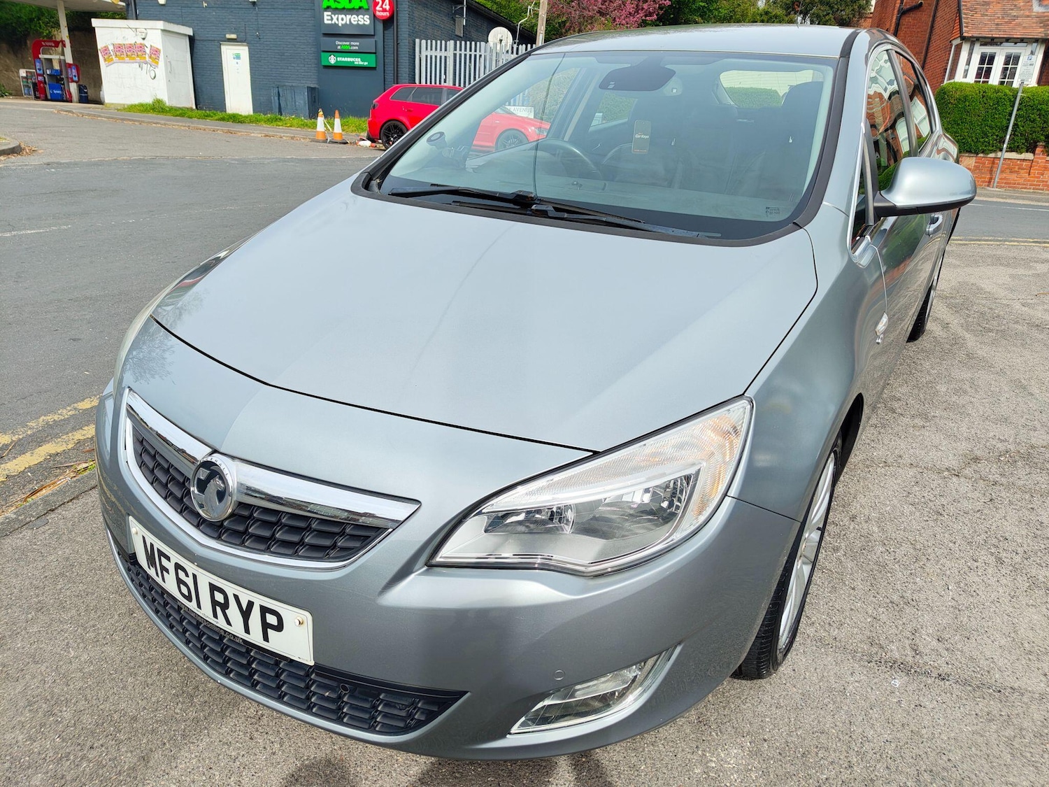 Used Vauxhall Astra 2011 for sale - 78184177: Photo 4