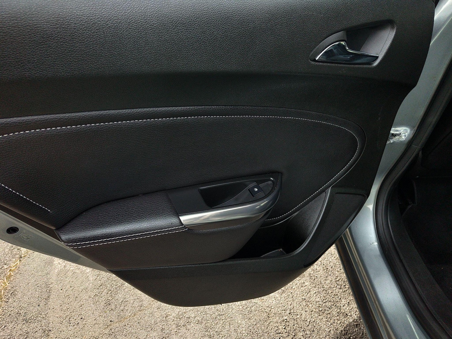 Used Vauxhall Astra 2011 for sale - 78184177: Photo 42