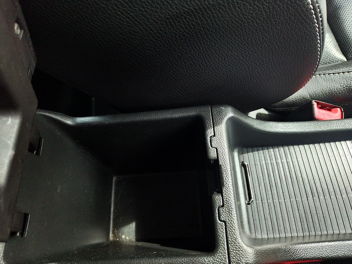 Used Vauxhall Astra 2011 for sale - 78184177: Photo 77