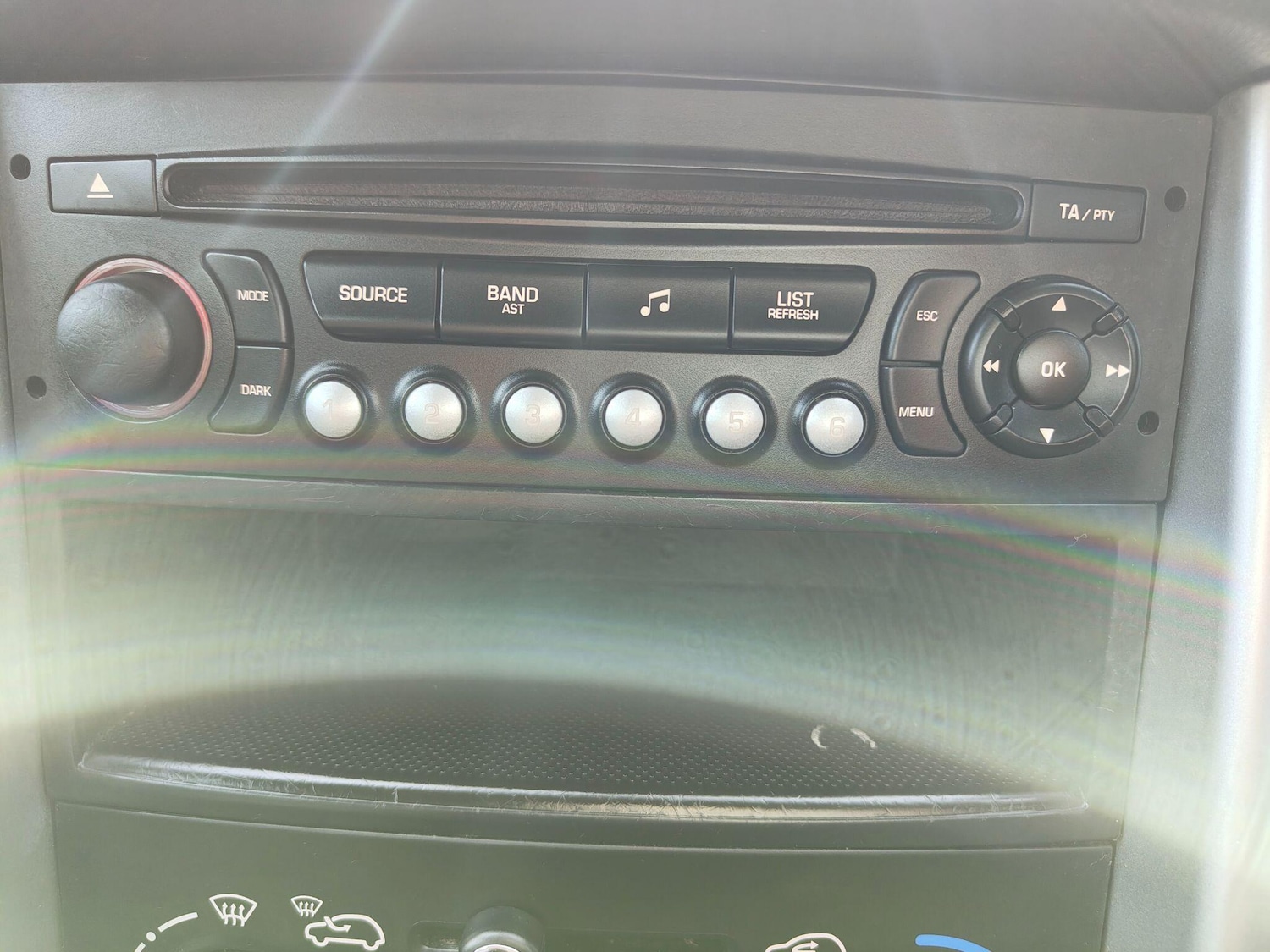 Used Peugeot 207 2011 for sale - 76424844: Photo 18