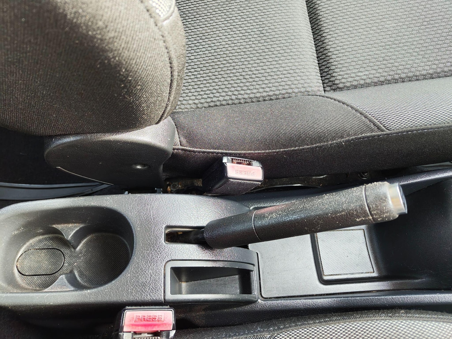 Used Peugeot 207 2011 for sale - 76424844: Photo 19