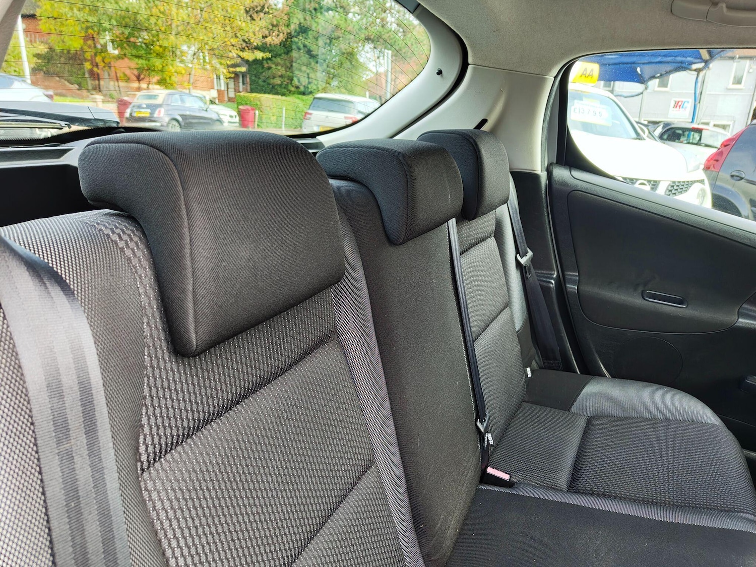 Used Peugeot 207 2011 for sale - 76424844: Photo 22