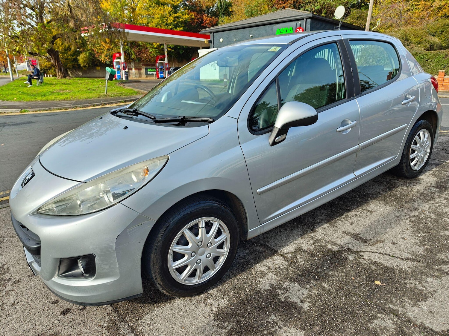 Used Peugeot 207 2011 for sale - 76424844: Photo 6