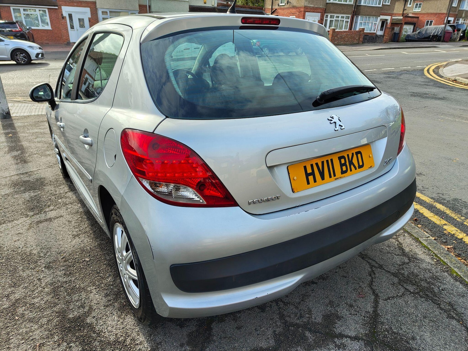 Used Peugeot 207 2011 for sale - 76424844: Photo 8