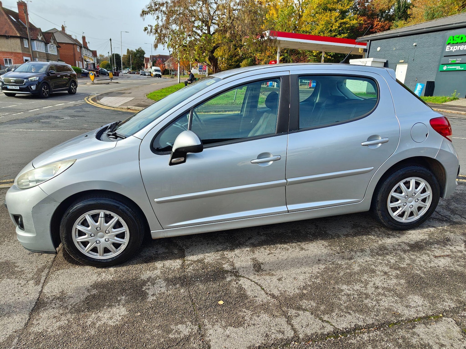 Used Peugeot 207 2011 for sale - 76424844: Photo 9