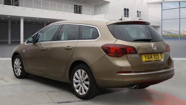 Used Vauxhall Astra 2014 for sale - 76360993: Photo 6