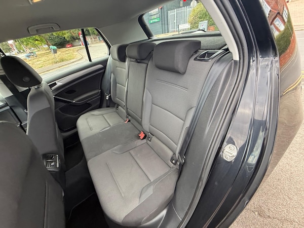 Used Volkswagen Golf 2015 for sale - 75588813: Photo 29