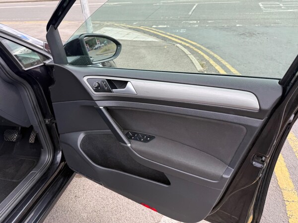 Used Volkswagen Golf 2015 for sale - 75588813: Photo 36