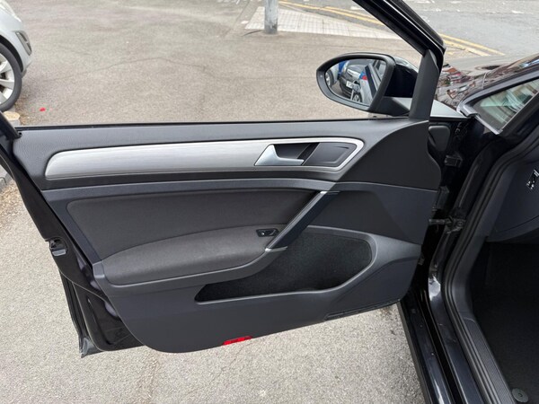 Used Volkswagen Golf 2015 for sale - 75588813: Photo 43